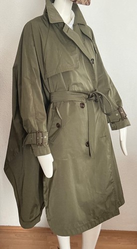 Lost trenchcoat cape - lost,