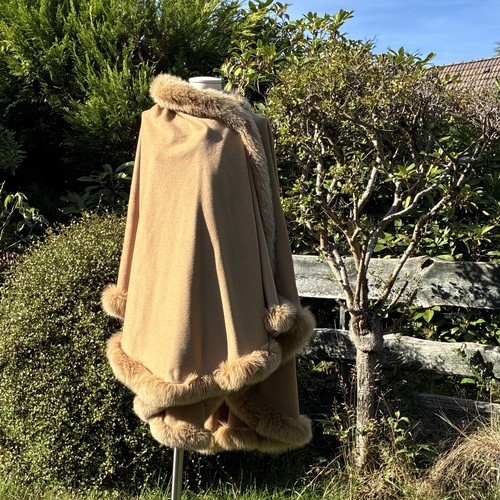 Kashmere cape mit fuchs - cape,